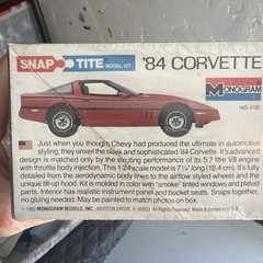 🚨Monogram 1984🚨Corvette 1/24 Model Snap Tite⭐️Vintage⭐️1983 Classic