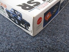 SHIPPING FREE VINTAGE NICHIMO 1/20 #MC-2043 TOYOTA “HILUX THE BLACK SR” KIT NIB