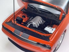 2009 Dodge Challenger SRT8 HIGHWAY 61 Ertl 1:18 MIB Red Orange Wrong Box
