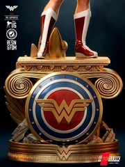 Wonder Woman Kingdom Come model kit unassembled Unpainted See Description
