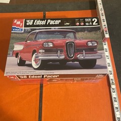 New & Sealed AMT ’58 Edsel Pacer 30032 Model Kit
