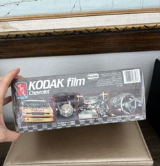 New Chevrolet Kodak Film Model Kit # 6727 Scale 1:25 AMT Sealed Box