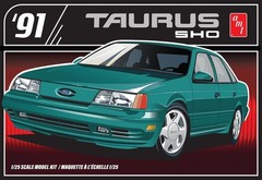 AMT 1/25 1991 Ford Taurus Model Kit AMT1554
