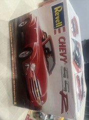 REVELL CHEVY SSR 1/25 Model Kit #85-7691 – Normal Wear And Tear