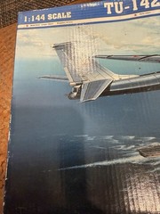 Trumpeter 1/144 03905 Tu-142MR Bear-J model kit