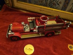 Signature Models 1:24 Model Fire Engine: 1927 SEAGRAVE Dover Plains–