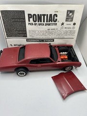 AMT y723 1970 Oldsmobile Toronado annual VINTAGE kit 1/25 built stock car