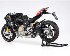 Tamiya 1/12 Ducati Superleggera V4 Motorcycle Model Kit TAM14140