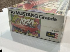 REVELL 1970 MUSTANG GRANDE ORIGINAL FACTORY SEALED KIT! #H1212 CIRCA 1970! VMCP!