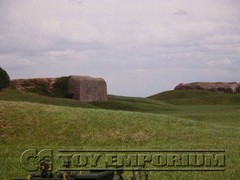 RETIRED Build-a-Rama 1:32 Deluxe WWII “Normandy Bunker – 6” Color Back Drop