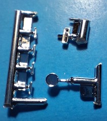30 FORD WOODY STREET ROD HANDLES MIRRORS – REVELL 2064 – MODEL CAR KIT PARTS LOT