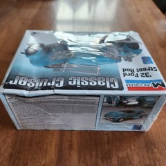NEW Vintage MONOGRAM 1932 Ford Street Rod Model Kit. Skill Level 2