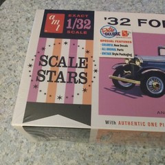 AMT 1/32 1932 FordV-8 Coupe Scale Stars Model Kit AMT 1181/12 Plastics Car 1/32