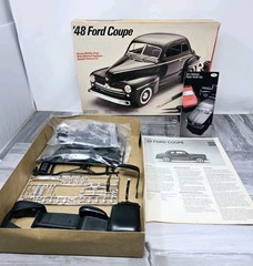 M32A NIOB 1987 TESTORS 1/25 kit ’48 FORD COUPE MODEL Sealed Contents Complete