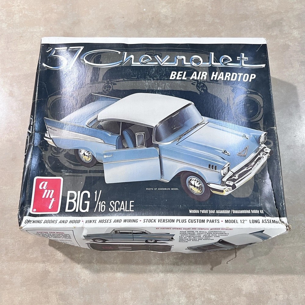A1C 1957 Chevrolet Bel Air Hardtop Big 1/16 Model Kit AMT T841