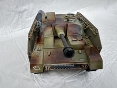 1/35 BUILT STURMGESCHUTZ IV WITH CONCRETE ARMOR-WELL BUILT READY TO DISPLAY.
