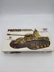 Tamiya Panther Panzerkampfwagen 1:35 Military Miniature Series #65/165