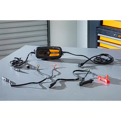 3A 6-Volt/12-Volt Battery Charger and Maintainer