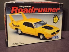 MPC 1971 Plymouth Roadrunner 1/25 Scale Model Kit – Mint Sealed Inside Contents!