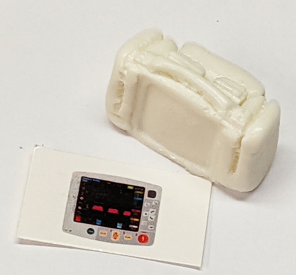 1:25 scale model resin Lifepak bag fire ambulance cardiac equipment 1/25