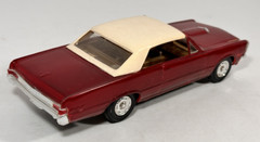 PONTIAC GTO 1965 Built Up Red and White Vintage Assembled Model Car 1:25 Scale
