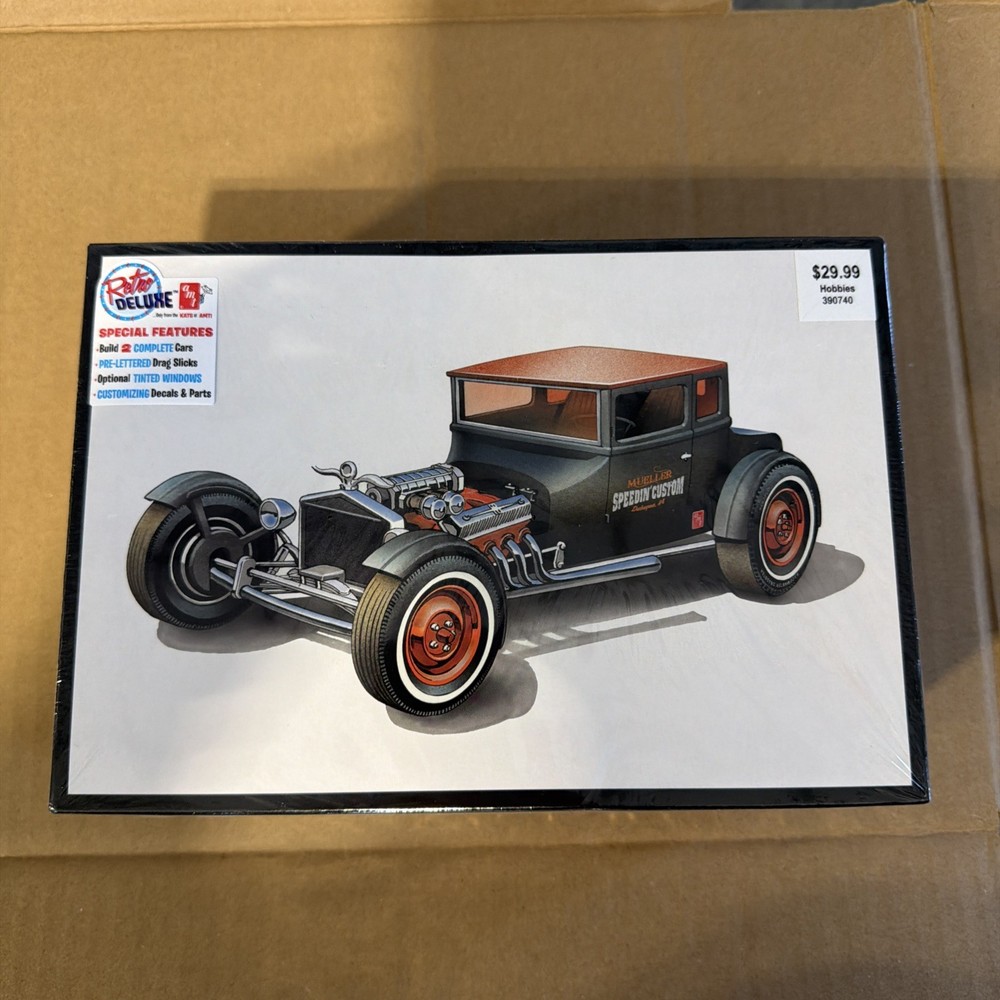 amt 1925 Ford Model T Chopped 1/25 Scale Plastic model Adult Collectible