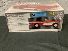 VINTAGE AMT 1957 Chevrolet Corvette 1/25 Model Kit FACTORY SEALED NEW