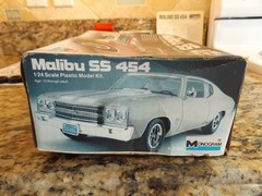 VINTAGE MONOGRAM 1970 MALIBU SS 454 COMPLETE MODEL KIT 1/24, 1983 !!!