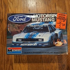 Monogram 2297 1982 Ford Mustang Motorsport IMSA Racer vintage 1/24 McM KIT FS