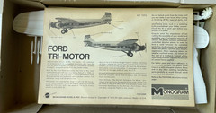 Monogram Ford Tri-Motor Model Kit #7592 – 1975 -Complete -Unassembled -VG box
