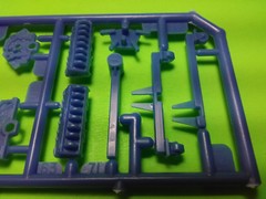 Lot of 2 1966 Nova SS 1/25 327 V8 engine motor stand diorama garage gas station
