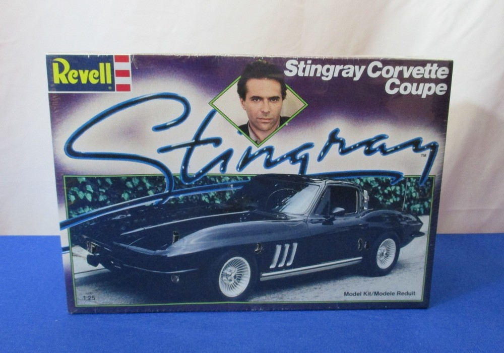 Stingray Model Kit from TV Show Stingray Revell Sealed