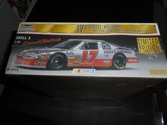 REVELL 4112, 1/24 17 DARRELL WALTRIP CHROME MONTE CARLO PLASTIC MODEL KIT