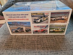Salvino JR Models “Tuf-Lon” Bobby Allison 1981 Pontiac LeMans 1/24 Model Car Kit