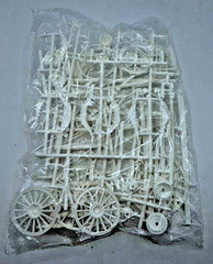 Vintage AMT Budweiser Clydesdale 8-Horse Hitch 1/20 Model Kit #7702 1978