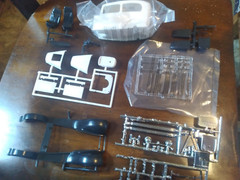 ’32 Ford Sedan Delivery Body, Interior, Glass, Grill, Bumpers 1932 – MPC 1:25