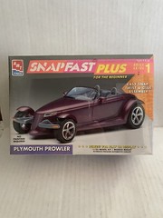 * AMT Ertl Plymouth Prowler Snap Fast Plus 1/25 Scale Model Kit