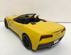BRAND NEW 2015 Chevrolet C7 Corvette Convertible 1:25 Scale Yellow Promo Model