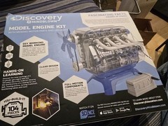 DISCOVERY MINDBLOWN Model Motor Engine Kit STEM Ages 8+ NEW 104 Piece Kit
