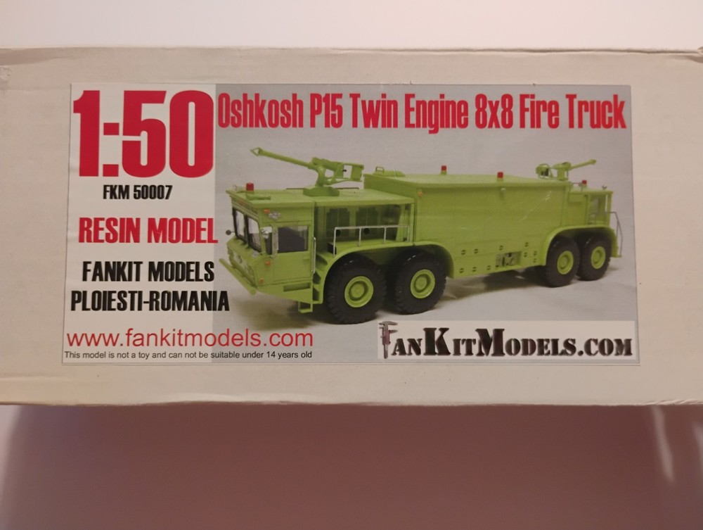 1:50 FanKitModels Oshkosh P15 Twin Engine 8×8 Fire Truck ARFF Resin Kit FKM50007