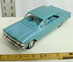 AMT 1962 FORD FAIRLANE 2DR. HT PROMO CAR MODEL IN BLUE