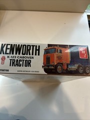 NEW SEALED AMT Kenworth K-123 Cabover Tractor 1:25 Model Kit Tilting Cab Decals
