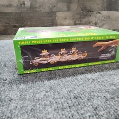 Wacky Races: Compact Pussycat Figure Snap Model Kit Penelope Pitstop 1/25 Scale