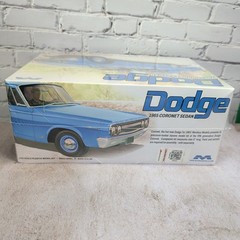 Moebius 1965 Dodge Coronet Sedan 1/25 Model Kit Factory Sealed