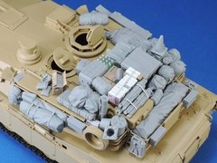 1/35 Scale Die-Cast Resin Model Assembled Kit M1A1/A2 Tank Stowage Set (No Ta…