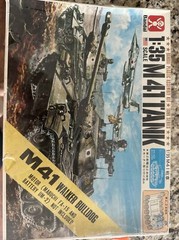 Bandai Vintage 1/35 M41 Tank Walker Bulldog Model RARE NEW IN PLASTIC