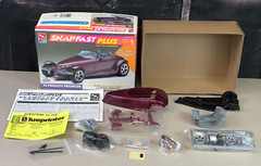 OPEN BOX AMT ERTL Snap Fast Plus Skill Level 1 PLYMOUTH PROWLER 1/25 Model Kit