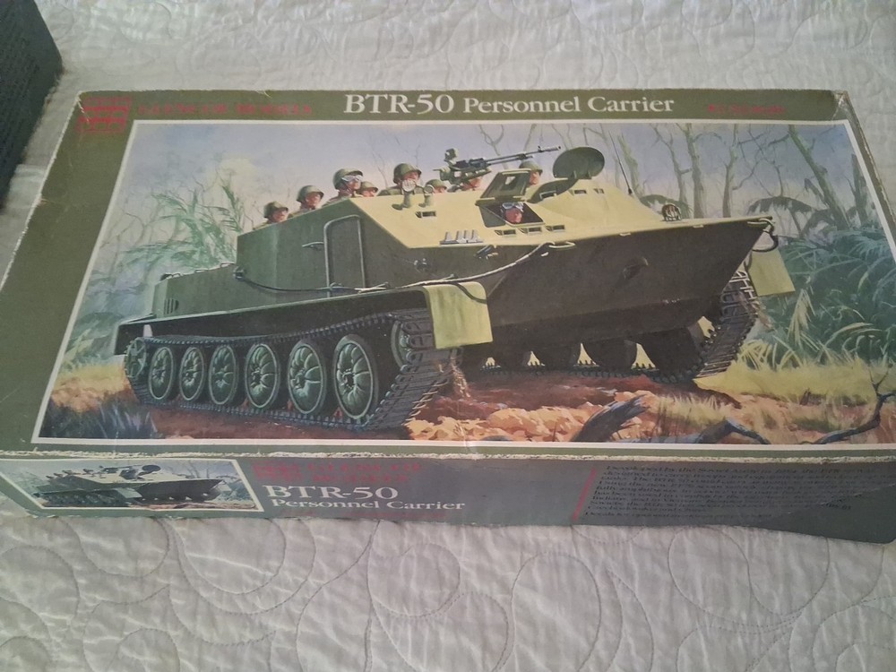 Glencoe Models 1/32 Scale BTR-50 Personnel Carrier NEW BOX DAMAGE MS2