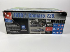 ’70 1/2 CAMARO Z28 2002 AMT/ERTL Model Kit #30086 Open Unbuilt Complete