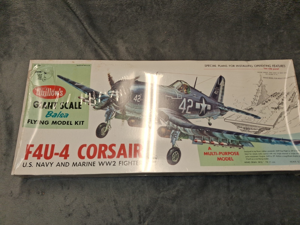 VINTAGE ORIGINAL NEW IN BOX GULLOW’S GIANT SCALE BALSA WOOD FLYING MODEL KIT F4U